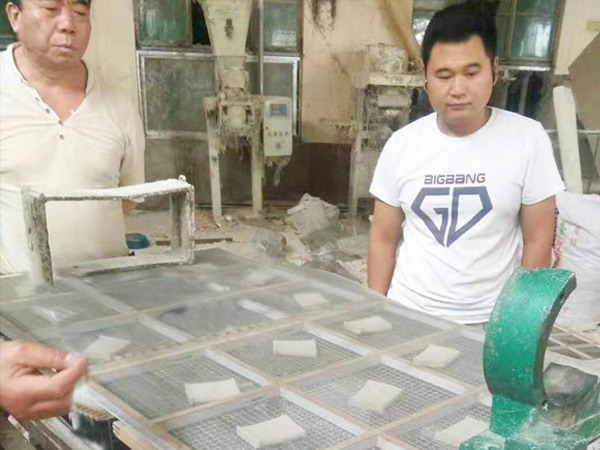 旭瑞网业的筛网，价格合理，静电处理好