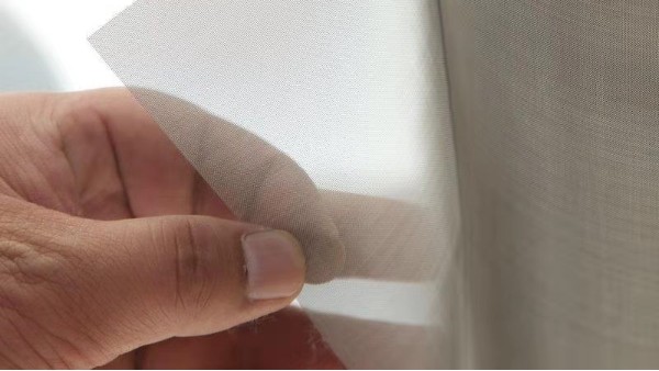 南京振动筛筛网如何正确选择抉择？筛网安装过程{旭瑞网业}